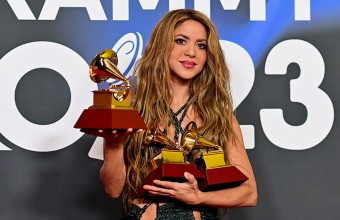 Latin Grammy 2023: Shakira και Karol G στους μεγάλους νικητές των βραβείων