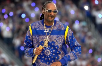 Ο Snoop Dogg αποκαλύπτει πώς η βασίλισσα Ελισάβετ απέτρεψε την απέλασή του από το Ηνωμένο Βασίλειο!