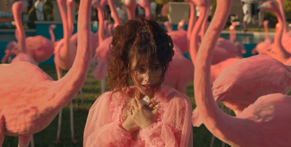 Η Camila Cabello δίνει τον καλύτερο της εαυτό στο κωμικό music video του «Liar»