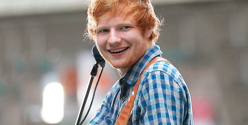 O Ed Sheeran μας παρουσιάζει το νέο του τραγούδι "Happier"