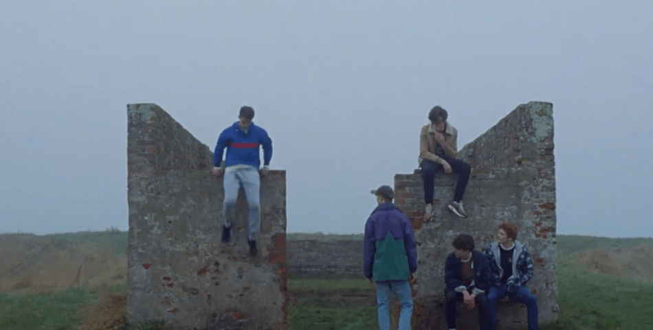 Νέο Video Clip από τον Ed Sheeran για το κομμάτι «Castle On The Hill» γυρισμένο στην περιοχή που μεγάλωσε!