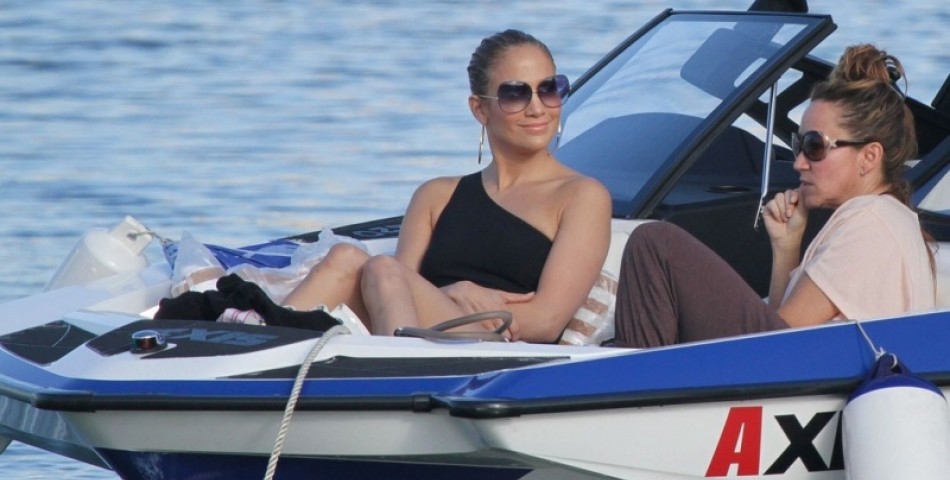Η Jennifer Lopez κάνει διακοπές στην Κρήτη