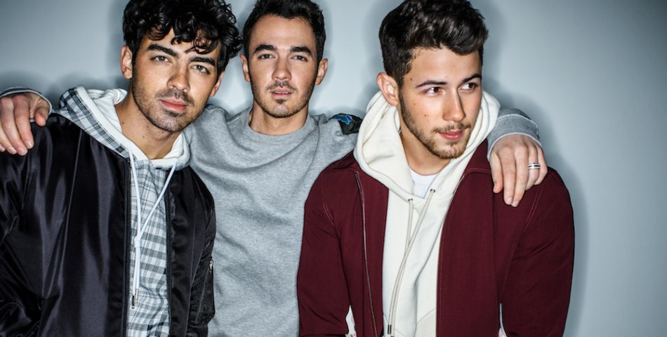 Οι Jonas Brothers στην κορυφή του Billboard 100