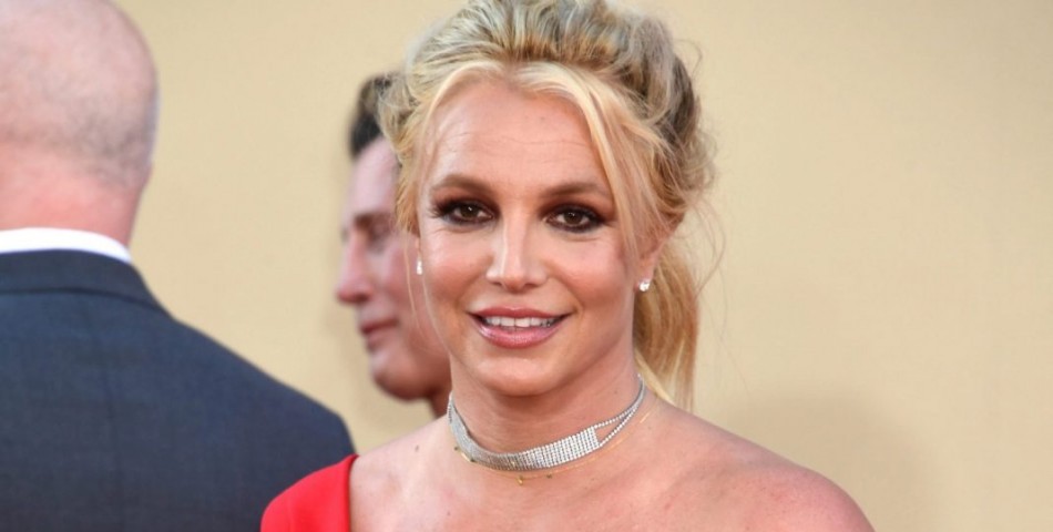  Britney Spears: «Η οικογένειά μου με αντιμετώπισε χειρότερα από θανατοποινίτη»