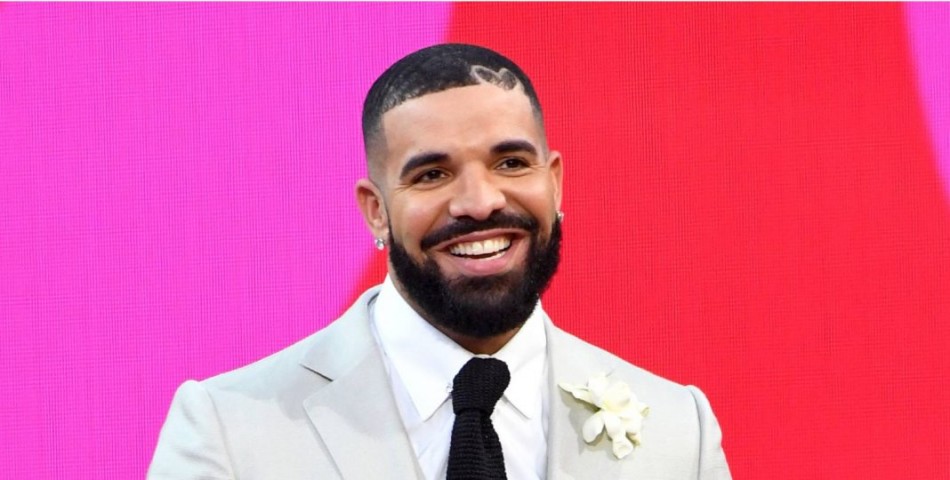 Ο Drake γράφει ιστορία – Κυριαρχεί στις 9 από τις 10 πρώτες θέσεις του Billboard Hot 100!