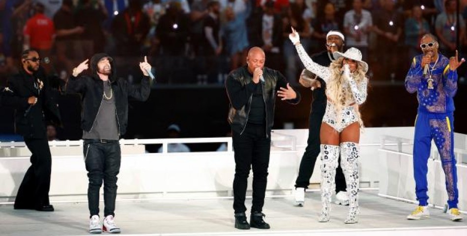 Super Bowl 2022: Η ηλεκτρισμένη εμφάνιση των Dr. Dre, Snoop Dogg, Eminem, Mary J. Blige και Kendrick Lamar